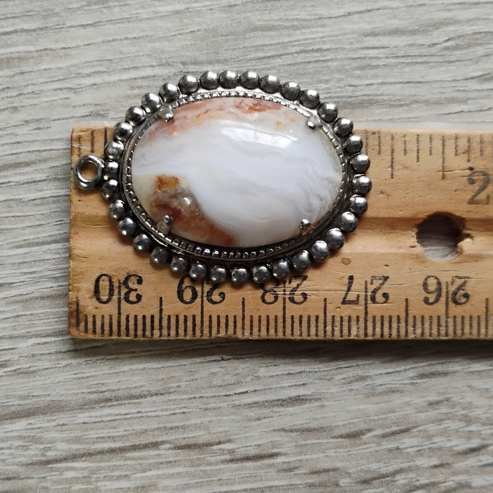 Vintage Natural Crazy Laced Agate Pendant Silver Plated Gemstone Orange White - Picture 9 of 9